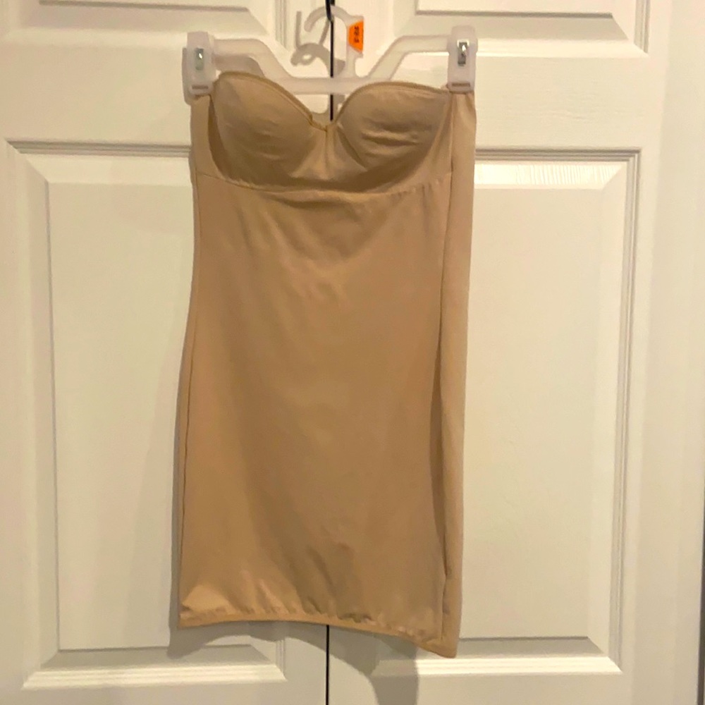 Flexees 34a Undergarment/Dress Slip